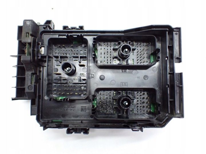 Короб блок предохранителей Opel Astra V K 17 г., фото 4