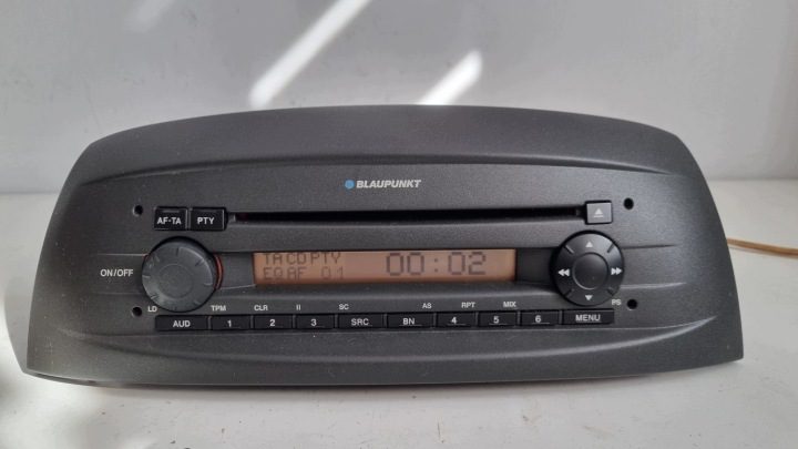 Автомагнитола Fiat Punto 2 ii рестайлинг CD, без блокировки can Check, фото 1