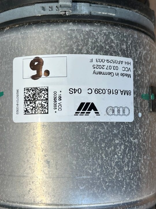 AUDI Q5 8M Амортизатор пневматический передний левый 8MA616039C, фото 2