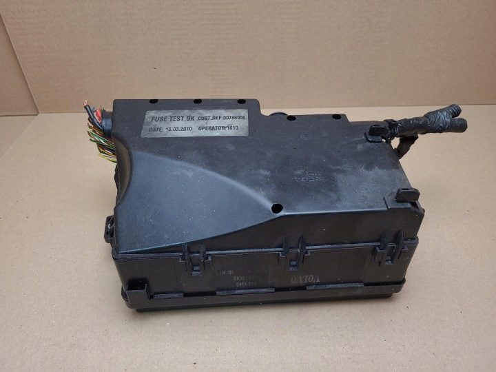 Блок предохранителей Volvo V50 рестайлинг 2010 8688040, фото 3