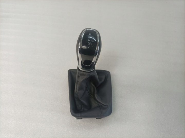 РУЧКА ПЕРЕКЛЮЧЕНИЯ ПЕРЕДАЧ SKODA FABIA IV 4 6VB713123D, фото 1