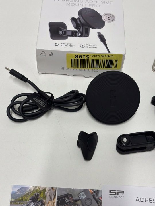 Держатель под przylepiec с зарядным устройством ChargingAdhesiveMount PRO SP Connect SPC+, фото 4