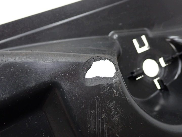 ЗАЩИТА ДНИЩА ПРАВАЯ ОРИГИНАЛ 9823547580 3563048 OPEL CORSA F 22 г., фото 3