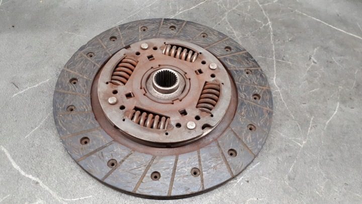 622062300 комплект сцепления Schaeffler luk VW Passat 1.8-1.9td 88-93r, фото 3
