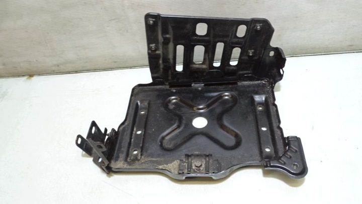 Площадка аккумулятора Suzuki SX4 1.9DDiS 4WD, фото 1