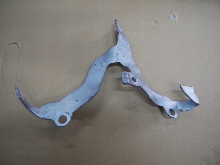 BMW F20 F21 F22 F23 F30 F31 F32 F33 КРОНШТЕЙН КАТАЛИЗАТОРА 8648410, фото 1