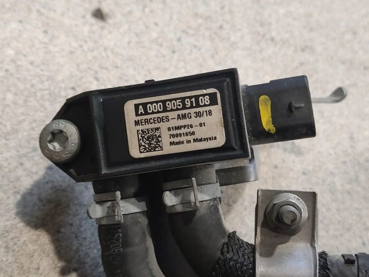 Датчик давления выхлопных газов Mercedes-Benz C AMG W205 A0009059108, фото 3