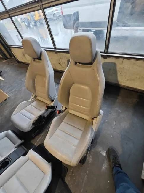 Салон комплект сиденья передние диван задний обшивки Mercedes-Benz E W207, фото 1