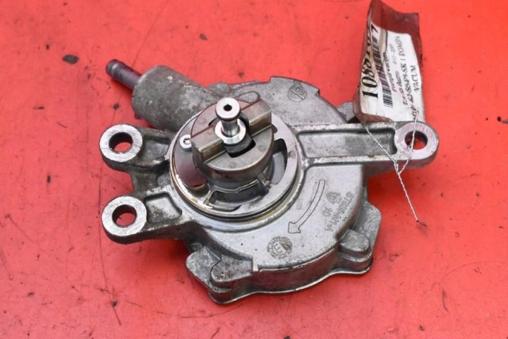 Насос вакуумный ST839-M1-A Toyota Auris 2 II 1.6 Valvematic 132 л.с. 12-15, фото 1