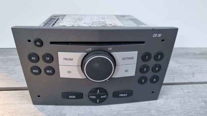 Автомагнитола Opel Магнитола cd30 Opel Astra H Zafira B WYLOGOWANE 2-DIN, фото 2