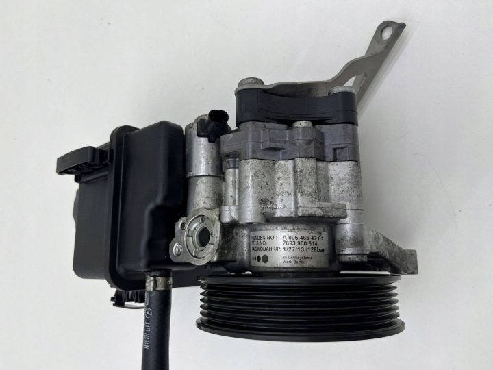 Mercedes-Benz W212 2.2 CDI 651 Насос гидроусилителя A0064664701, фото 4