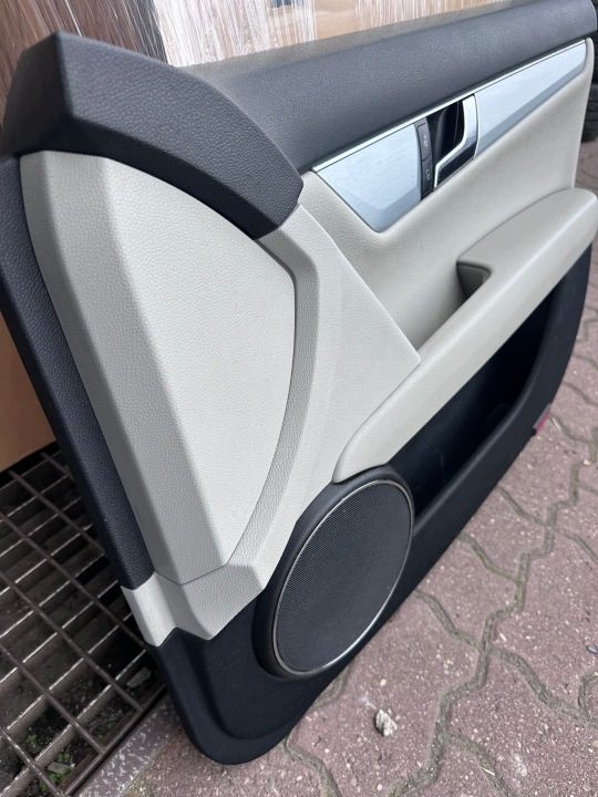 MERCEDES C КЛАСС W204 ОБШИВКА ДВЕРИ ПЕРЕДНЯЯ PODŚWIET LED SIWA КОЖА, фото 10