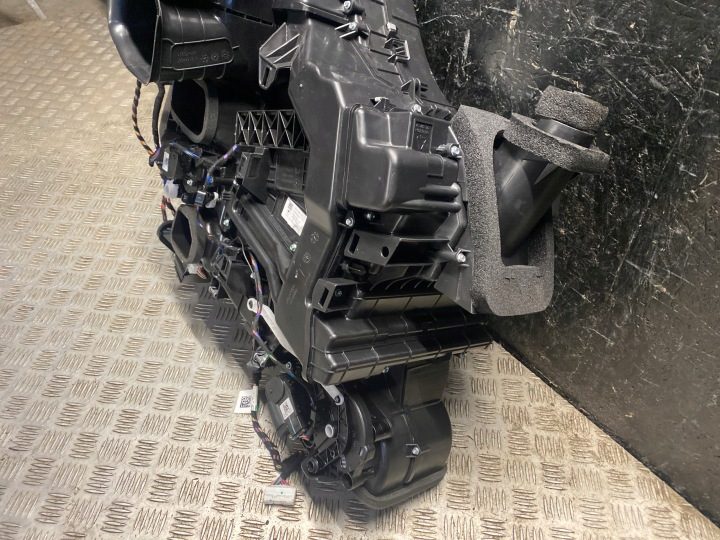 Корпус вентилятора Tesla Model Y 2022 149471498C, фото 2