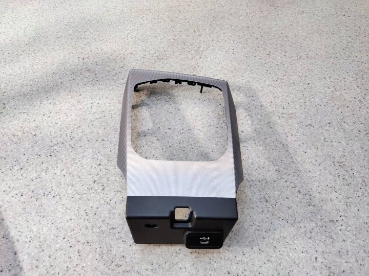РАМКА ДЕКОР ПЕРЕДАЧ 6807232 РАЗЪЕМ USB BMW 3 G20 G21, фото 1