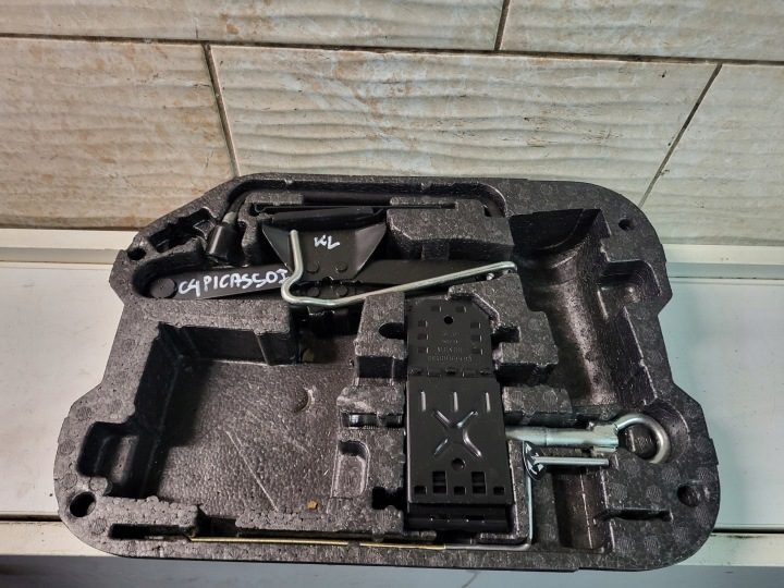 Домкрат ключ буксировочный крюк Citroen C4 Picasso I 9681017280, фото 1