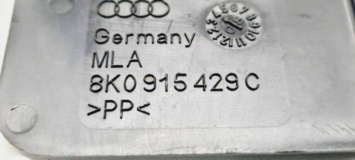Audi A4 B9 15- Заглушка Аккумулятора 8K0915429C США, фото 3