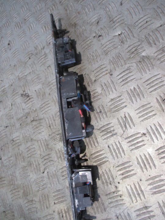 МОЛДИНГ ПОДСВЕТКИ НОМЕРА AUDI A4 B6 СЕДАН 8E0827, фото 3
