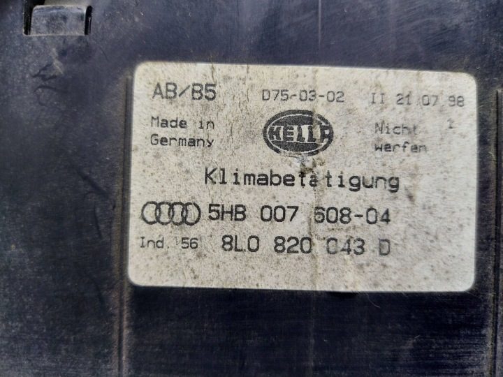 Блок управления климатом Audi A4 B5 8D 8L0820043D 5HB007608-04, фото 5