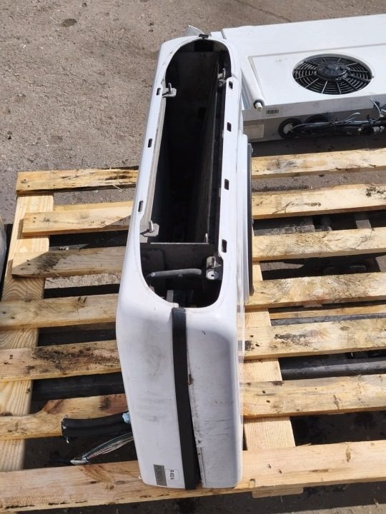 Агрегат холодильный рефрижератор Carrier Xarios 79-60660-00 Viento 300 12V 2018 г., фото 2