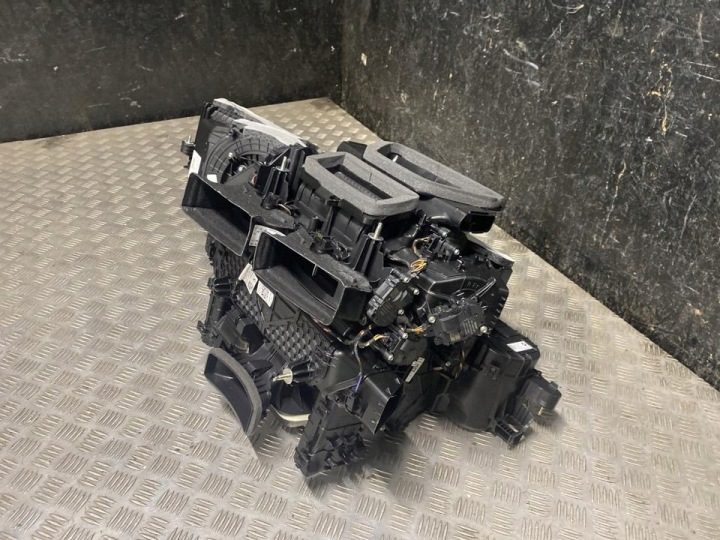 Корпус вентилятора BMW 5 G60 2025 5A5A457, фото 2