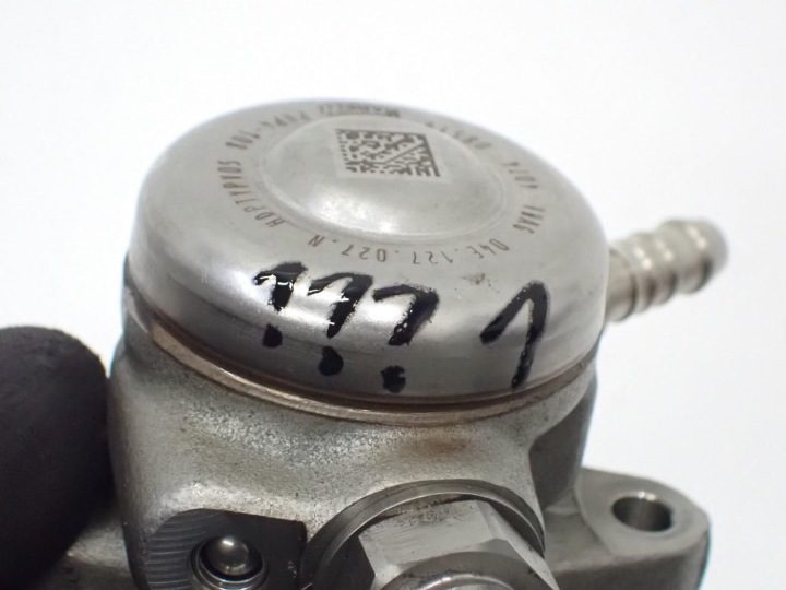 ТОПЛИВНЫЙ НАСОС 04E127027N LEON III 5F VW GOLF VII 1.0 TSI DKL 19 г., фото 6