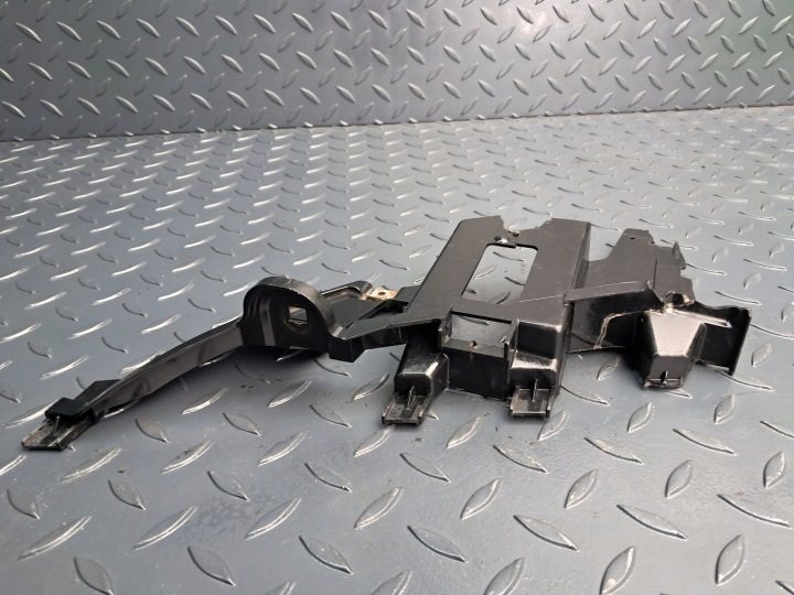 Направляющая КРЕПЛЕНИЕ фары правое переднее Hella 8 386 710 BMW E53 X5 дорестайлинг, фото 4