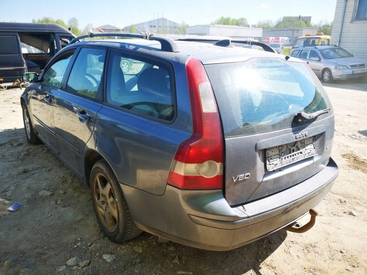 Volvo V50 Впускной коллектор 2005 2.0L, фото 8