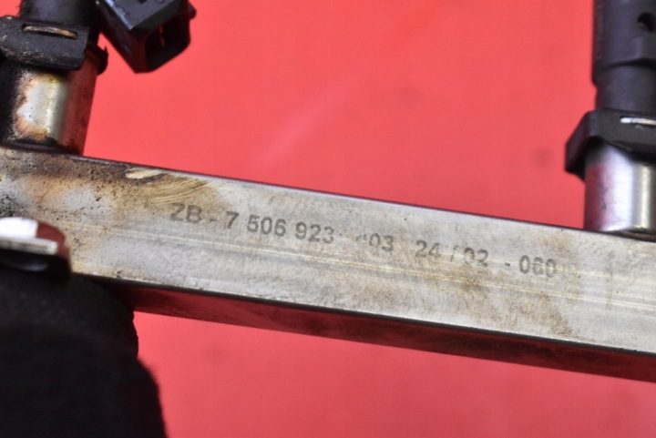 Топливная рампа форсунки 7506923 7506924 BMW E65 3.6 V8 272 л.с. 01-05, фото 7