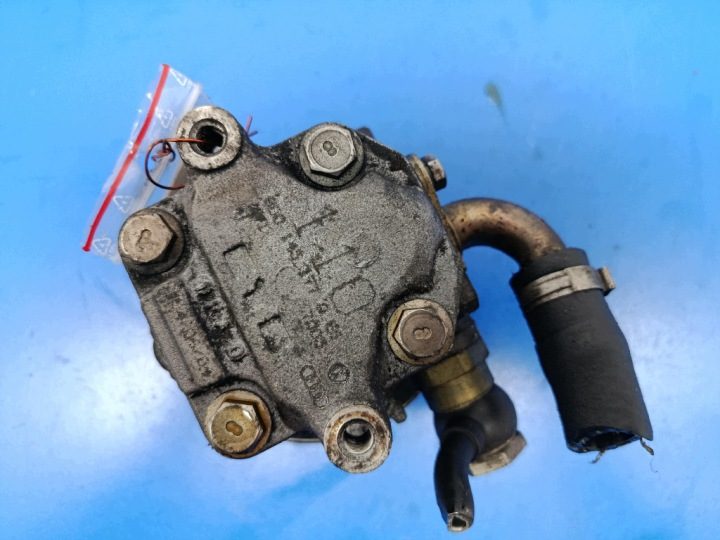 VW PASSAT B5 НАСОС ГИДРОУСИЛИТЕЛЯ РУЛЯ 8D0145177Q KYB, фото 3