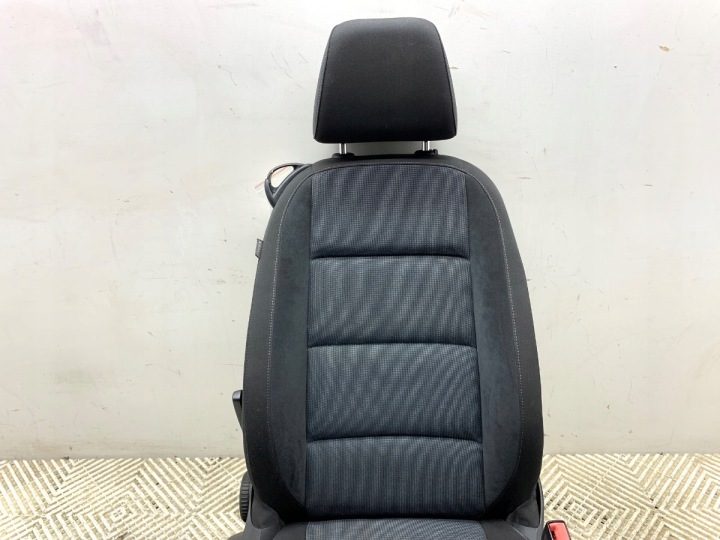 СИДЕНЬЕ ПРАВОЕ ПЕРЕДНЕЕ VW GOLF VI Хэтчбек 08-14 ПРАВОЕ, фото 2