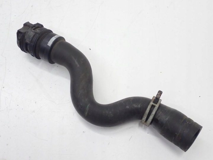 Шланг трубка охлаждения 9803129080 Peugeot 208 2008 I 1.6 B-HDI BH02 16 г., фото 1