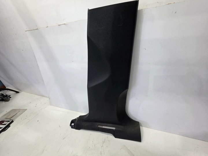 Защита обшивки стойки B правая Audi Q5 8R 8R0867240 черная, фото 3