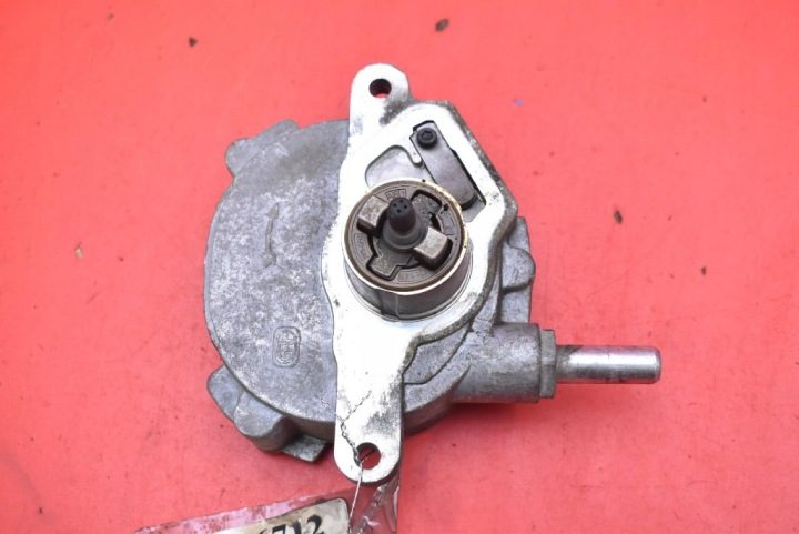 НАСОС ВАКУУМНЫЙ A2712301565 MERCEDES C-КЛАСС W204 1.6 BLUEEFF 156 л.с. 07-12, фото 1