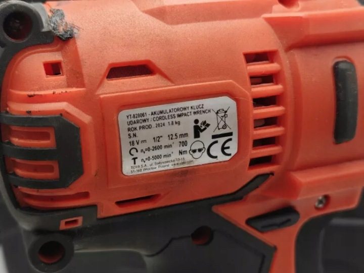 Аккумуляторный ударный гайковерт YATO 700 Н·м корпус YT-828061, фото 5
