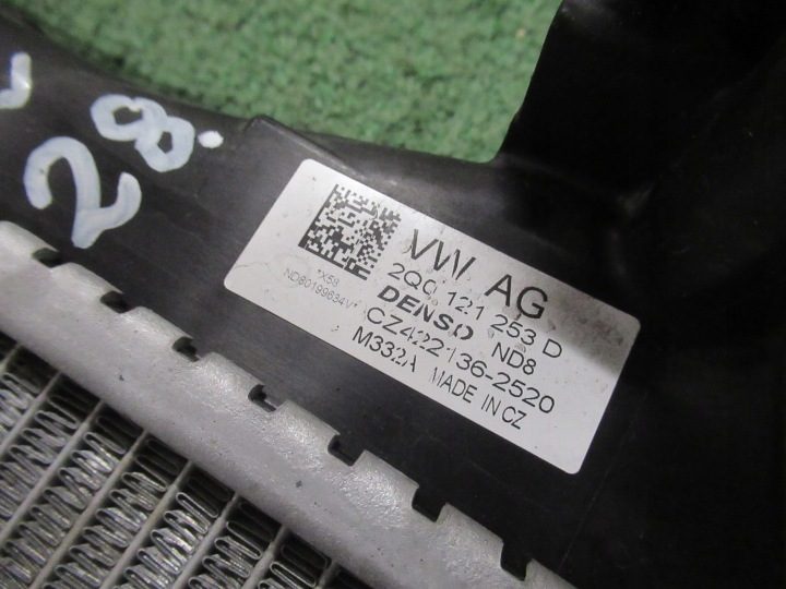 Радиатор охлаждения VW Audi Seat Skoda TSI 2Q0121253M, фото 9
