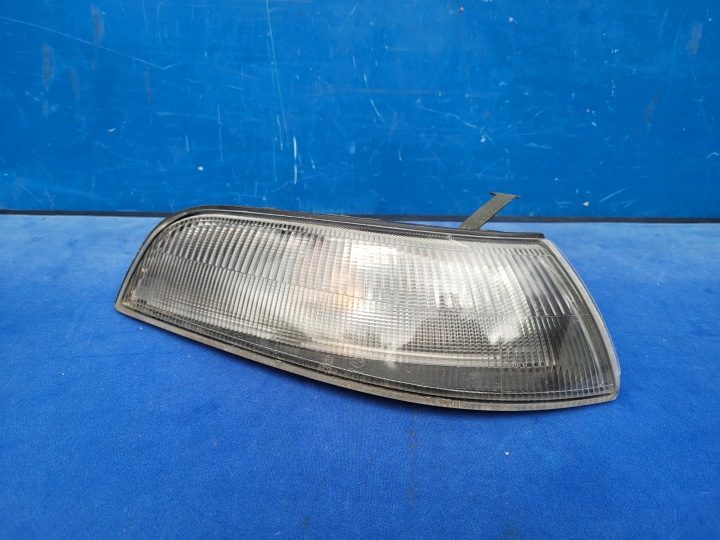SUBARU SVX 1991-1996 91-96 ПОВОРОТНИК ПЕРЕДНИЙ ПРАВЫЙ 210-20516, фото 1