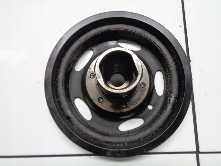 OPEL ASTRA J 1.4 16V ШКИВ 55571403, фото 1