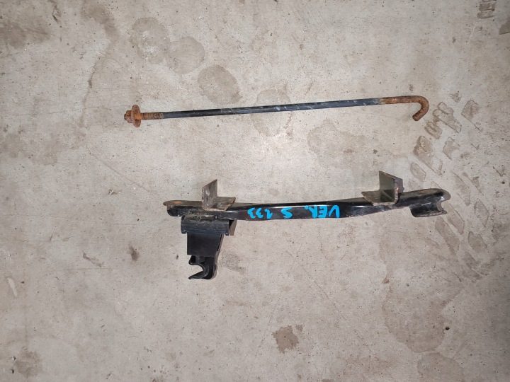 Крепление аккумулятора 1.33 Toyota Verso S 10-15, фото 3