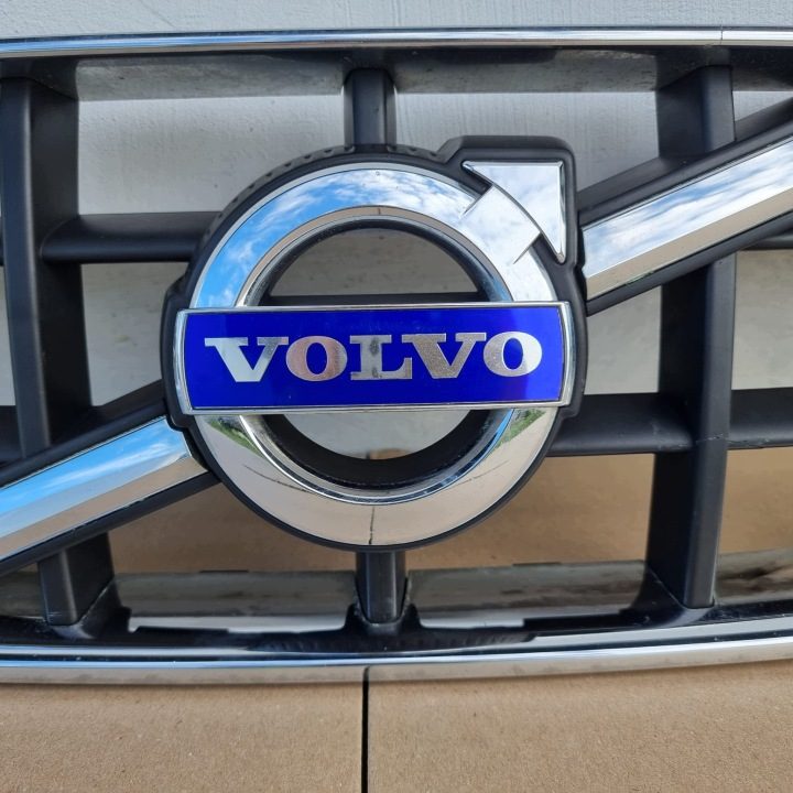 ОРИГИНАЛЬНАЯ Решетка радиатора Volvo XC70 II 07-13 31283902 OE, фото 3