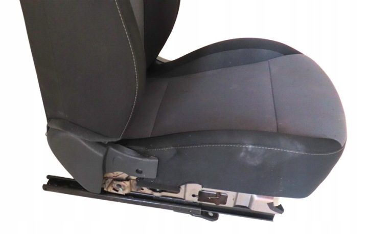 Сиденье переднее левое Hyundai I20 II 3 дв. 2014-2020 год, фото 5