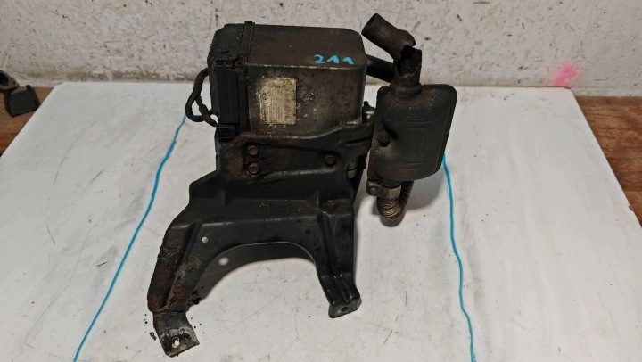 ОТОПИТЕЛЬ WEBASTO THERMO TOP C 5 кВт ДИЗЕЛЬ MERCEDES W211 67566L, фото 1