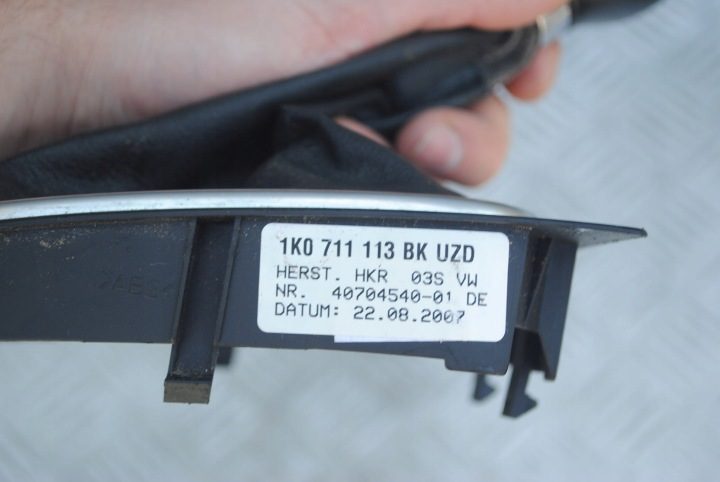 РУЧКА ЧЕХОЛ ПЕРЕКЛЮЧЕНИЯ ПЕРЕДАЧ 1K0711113BK VW EOS, фото 8