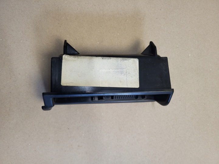 ПЕПЕЛЬНИЦА БАРДАЧОК ПОЛКА RENAULT SAFRANE OE 7700820972, фото 1