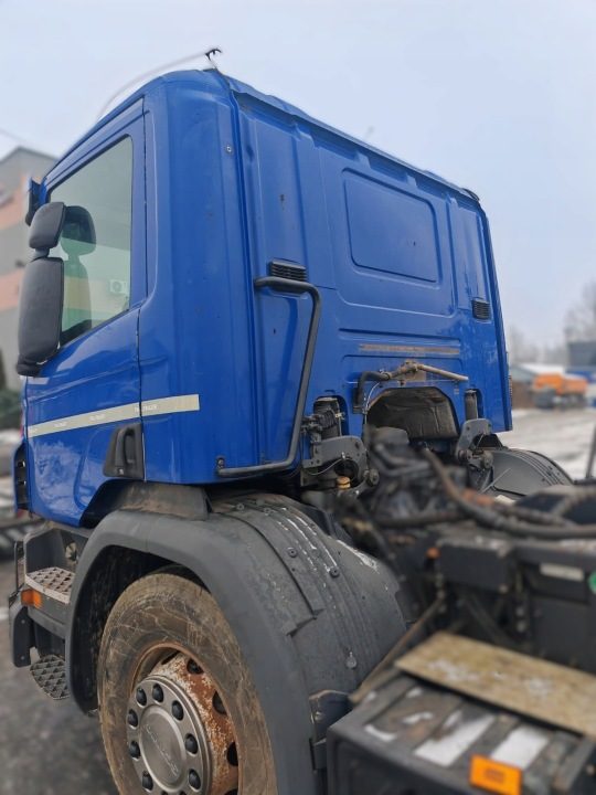 В СБОРЕ ДНЕВНАЯ КАБИНА + ДЕФЛЕКТОРЫ + КАПОТ SCANIA P410, фото 4