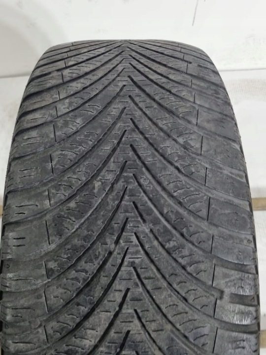 Шина всесезонная Kumho Solus 4S HA32 235/45R18 98 Y сцепление на снегу (3PMSF), усилитель (XL), фото 3