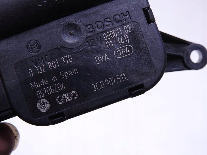 VW PASSAT B6 МОТОРЧИК ЗАСЛОНОК ПЕЧКИ 3C0907511 0132801370, фото 6