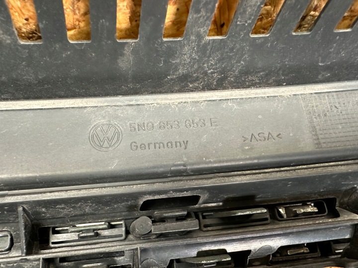 РЕШЕТКА РАДИАТОРА VW TIGUAN РЕСТАЙЛИНГ 11-15 5N0853653E, фото 12
