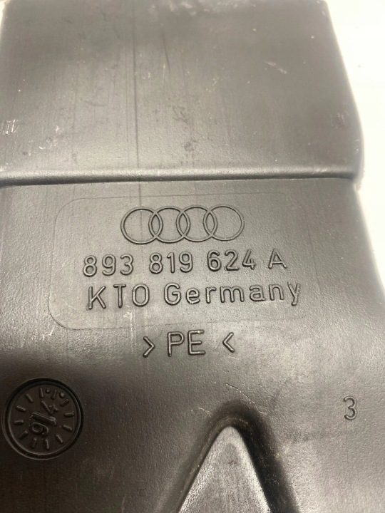 Audi Купе 1994 Воздуховод кабины, фото 3