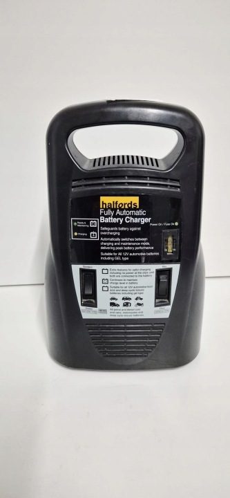 ЗАРЯДНОЕ УСТРОЙСТВО АВТОМОБИЛЬНОЕ HALFORDS (460/26), фото 1