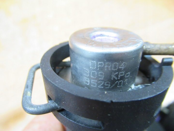 КЛАПАН ДАВЛЕНИЯ ТОПЛИВА VOLVO S40 I V40 I 2,0 т 16V DPR04 309KPA 9404583, фото 3